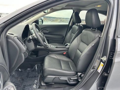 Used 2017 Honda HR-V EX-L image 10