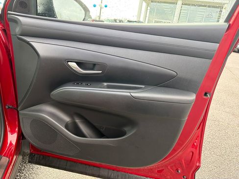 Used 2025 Hyundai Tucson SEL image 14