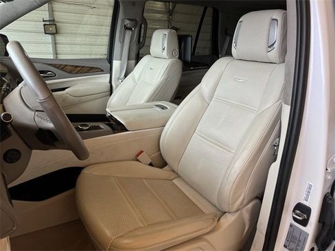 Used 2021 Cadillac Escalade Sport Platinum image 27