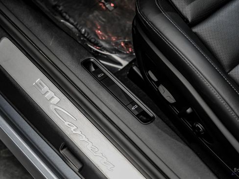 Used 2025 Porsche 911 Carrera image 46