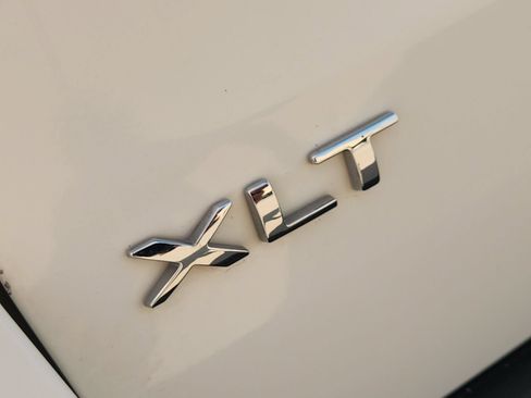 Used 2023 Ford Expedition XLT RWD image 13