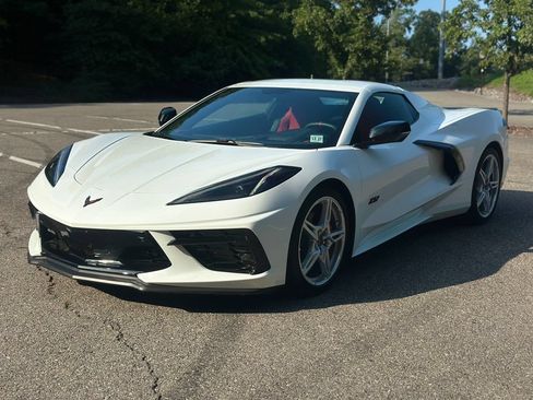 Used 2023 Chevrolet Corvette Stingray Preferred Conv w/ Battery Protection Package RWD image 4
