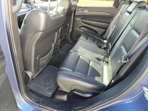 Used 2020 Jeep Grand Cherokee Limited image 16