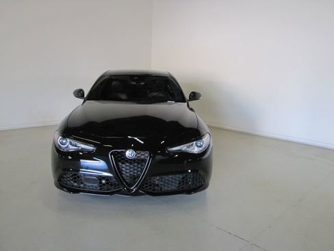 Used 2020 Alfa Romeo Giulia Ti Sport w/ Quick Order Package 22U Sport RWD image 2