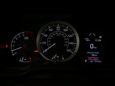 Used 2022 Toyota Corolla LE FWD image 21