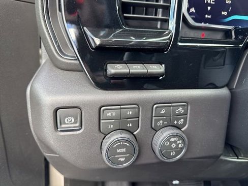 Used 2026 Chevrolet Silverado 1500 ZR2 w/ Dark Appearance Package AWD/4WD image 23