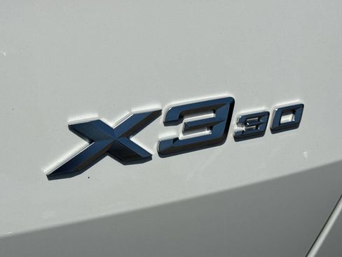 Used 2025 BMW X3 xDrive30i w/ Convenience Package AWD/4WD image 9