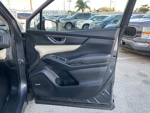 Used 2021 Subaru Ascent Limited w/ Technology Package image 23