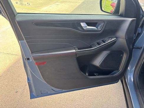 Used 2025 Ford Escape ST-Line w/ Equipment Group 301A FWD image 11