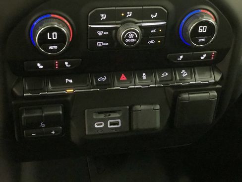 Used 2020 Chevrolet Silverado 2500 LT w/ All Star Edition AWD/4WD image 19
