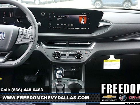 New 2026 Buick Envista Preferred FWD image 19