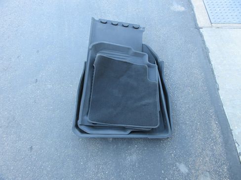 Used 2023 Cadillac XT6 Luxury image 64