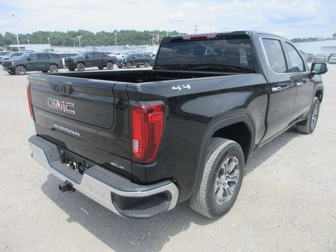 New 2026 GMC Sierra 1500 SLT w/ SLT Convenience Package AWD/4WD image 5