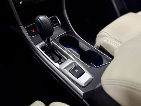 Used 2019 Subaru Ascent Limited image 25