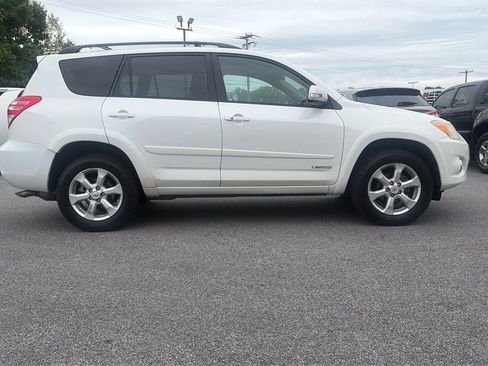 Used 2009 Toyota RAV4 Limited AWD/4WD image 5