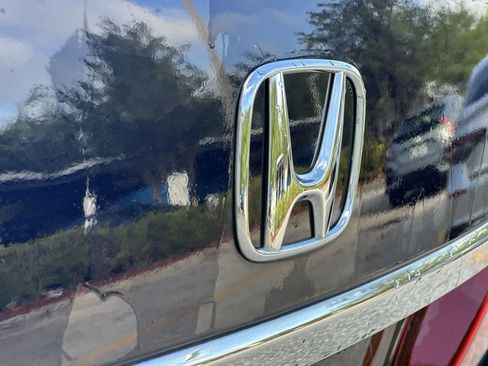 Used 2016 Honda Accord LX image 10