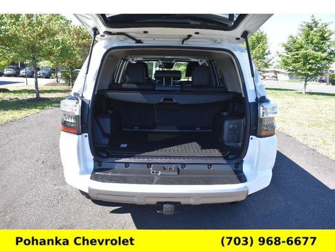 Used 2023 Toyota 4Runner TRD Off-Road Premium w/ Off Road Premium Plus Package AWD/4WD image 45
