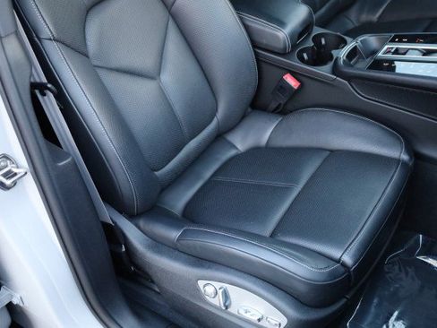 Used 2023 Porsche Macan S image 51