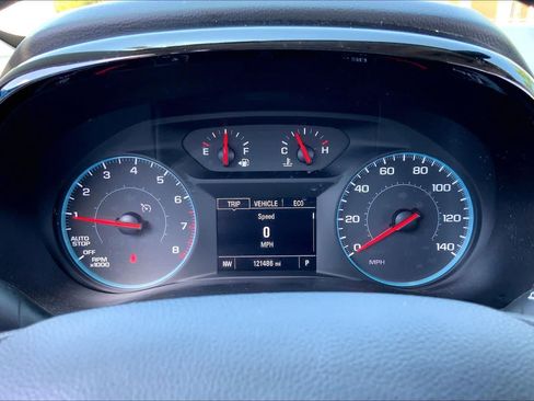 Used 2020 Chevrolet Traverse LS FWD image 26