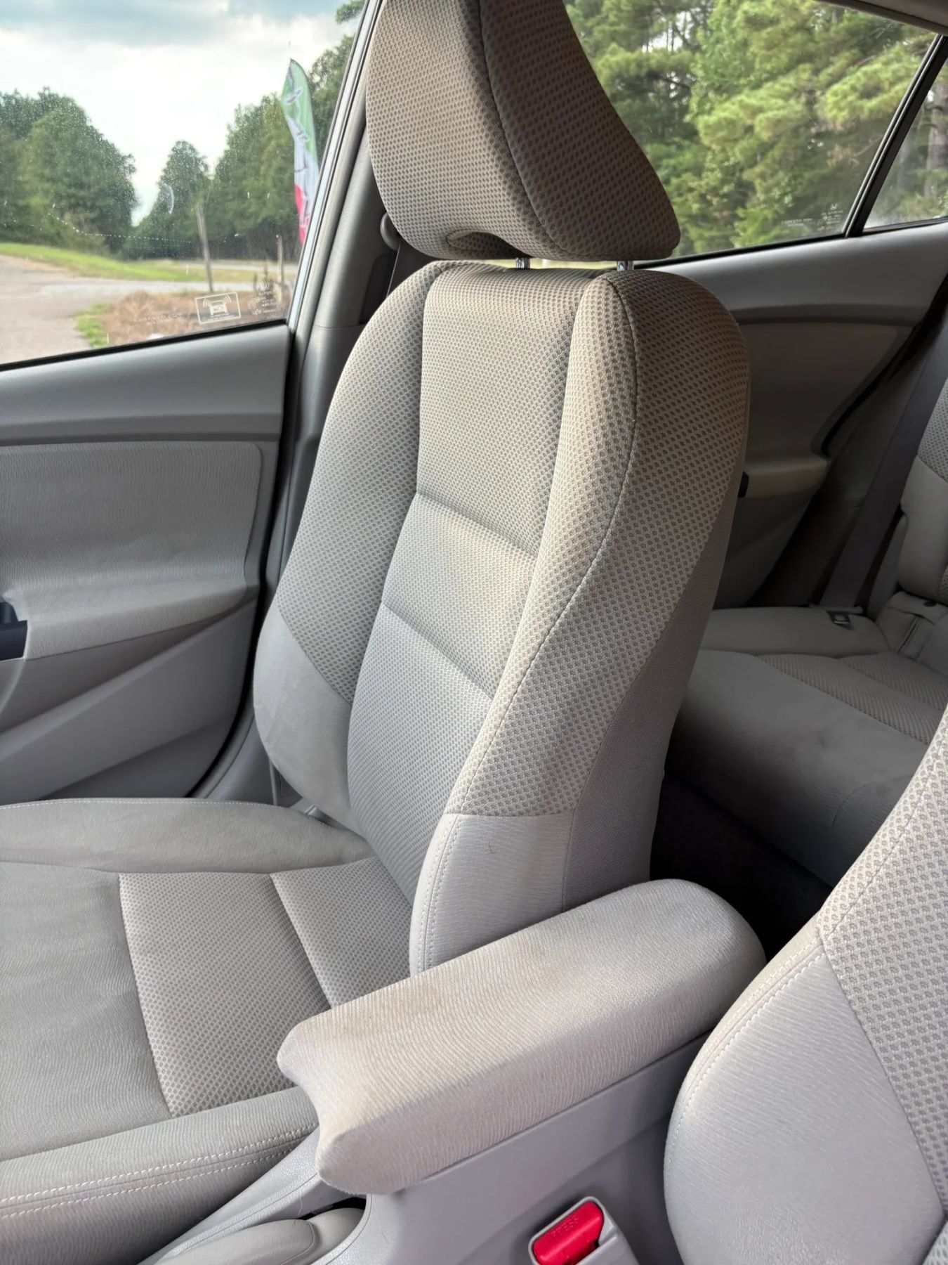 Used 2010 Honda Insight EX image 15