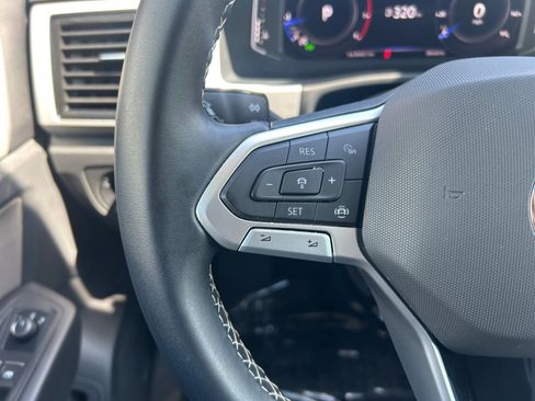 Certified 2023 Volkswagen Atlas SE image 7