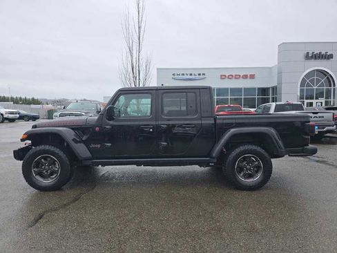 Used 2022 Jeep Gladiator Rubicon w/ LED Lighting Group image 2