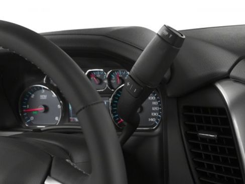 Used 2016 Chevrolet Suburban LT image 14