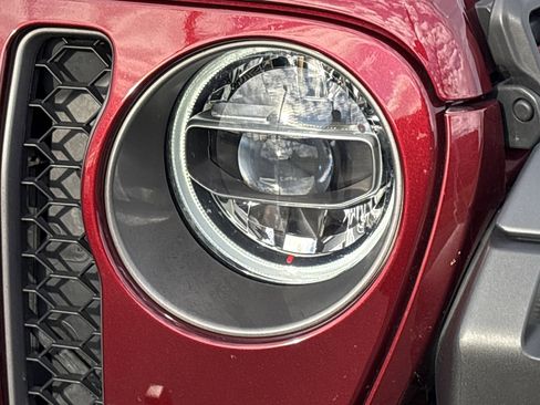 Certified 2022 Jeep Gladiator Mojave w/ LED Lighting Group image 11