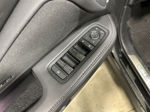 Certified 2026 Lexus TX 350 AWD w/ Technology Package image 18