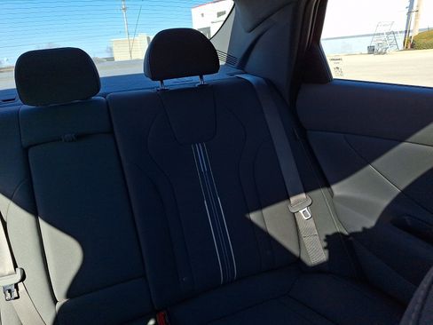 Certified 2024 Hyundai Elantra SEL w/ Convenience Package image 20