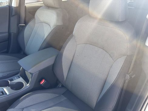 Used 2024 Subaru Crosstrek 2.0i Premium image 15