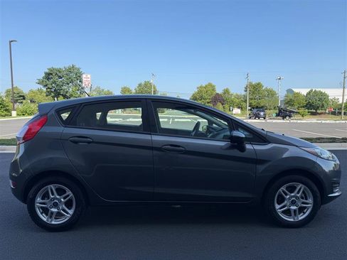Used 2019 Ford Fiesta SE FWD image 15