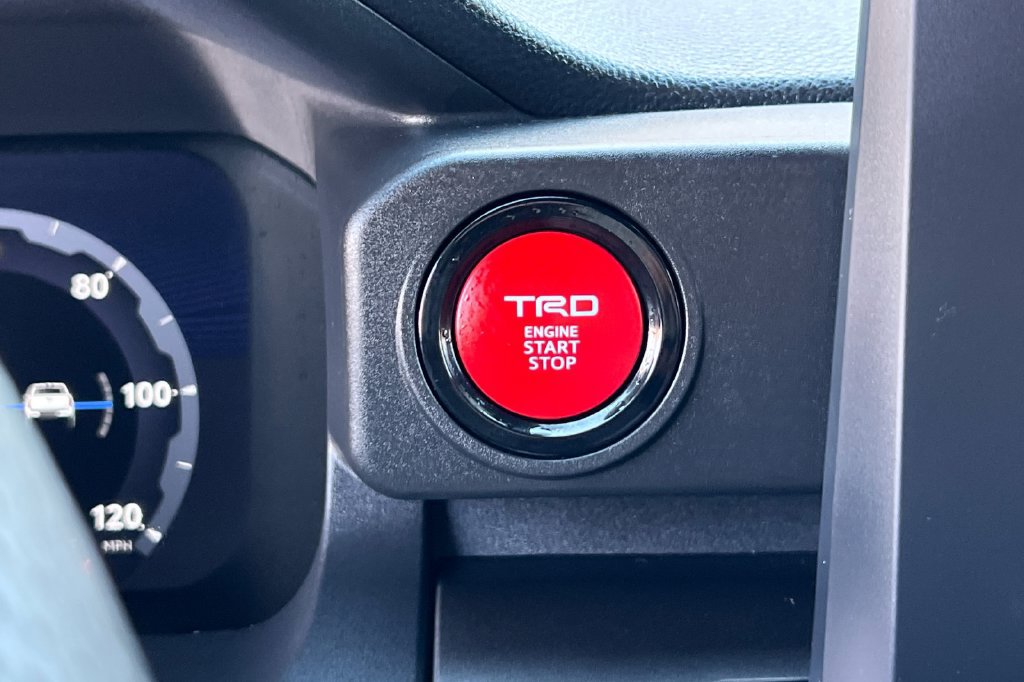 Certified 2025 Toyota Tacoma TRD Off-Road w/ TRD Off Road Upgrade Package AWD/4WD image 25