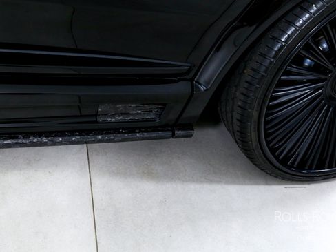 Used 2024 Rolls-Royce Cullinan image 46