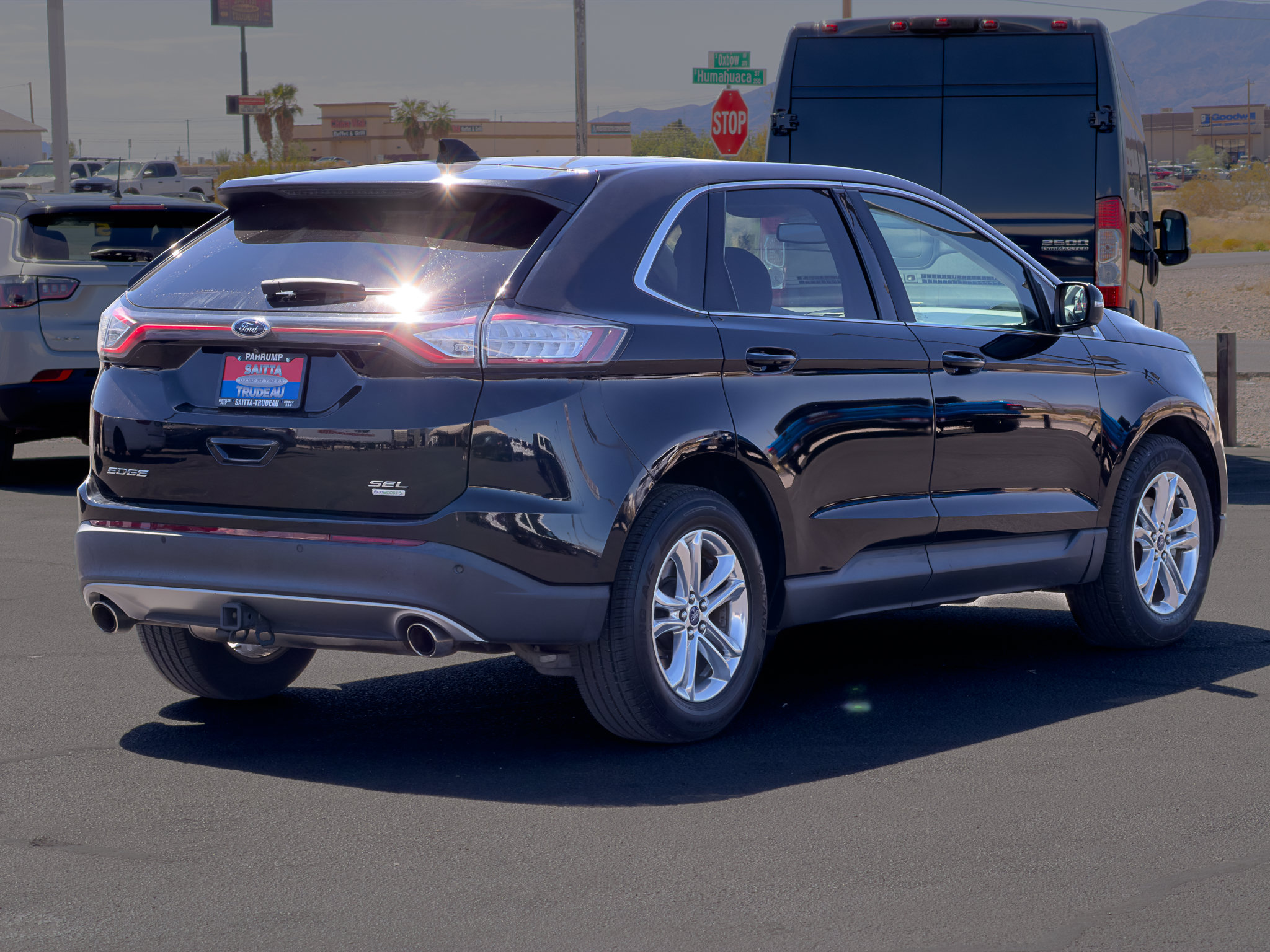 Used 2017 Ford Edge SEL w/ Equipment Group 201A FWD image 5