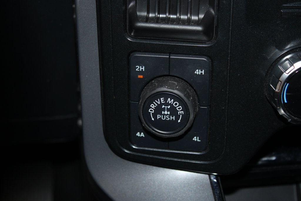 Used 2025 Ford F150 Lariat w/ Equipment Group 502A High AWD/4WD image 28