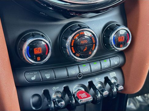 Used 2024 MINI Cooper S w/ Signature Upholstery Package FWD image 16
