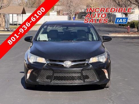 Used 2015 Toyota Camry SE FWD image 1