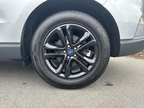 Used 2020 Ford Edge SEL w/ Cold Weather Package image 49