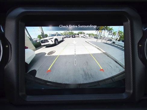 Used 2022 Jeep Wrangler Unlimited Sport AWD/4WD image 17