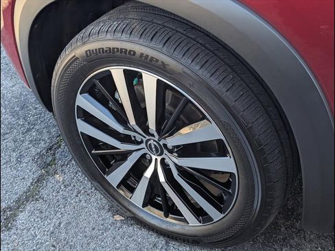 Used 2023 Nissan Pathfinder Platinum image 23