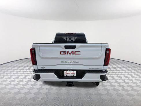 New 2026 GMC Sierra 2500 Denali w/ Denali Reserve Package AWD/4WD image 7