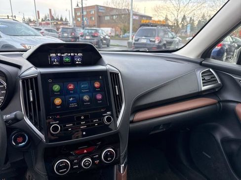 Used 2019 Subaru Forester Touring image 8