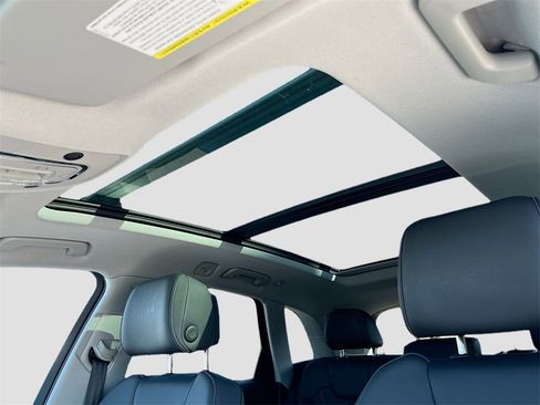 Used 2024 Audi Q5 2.0T Premium Plus image 17