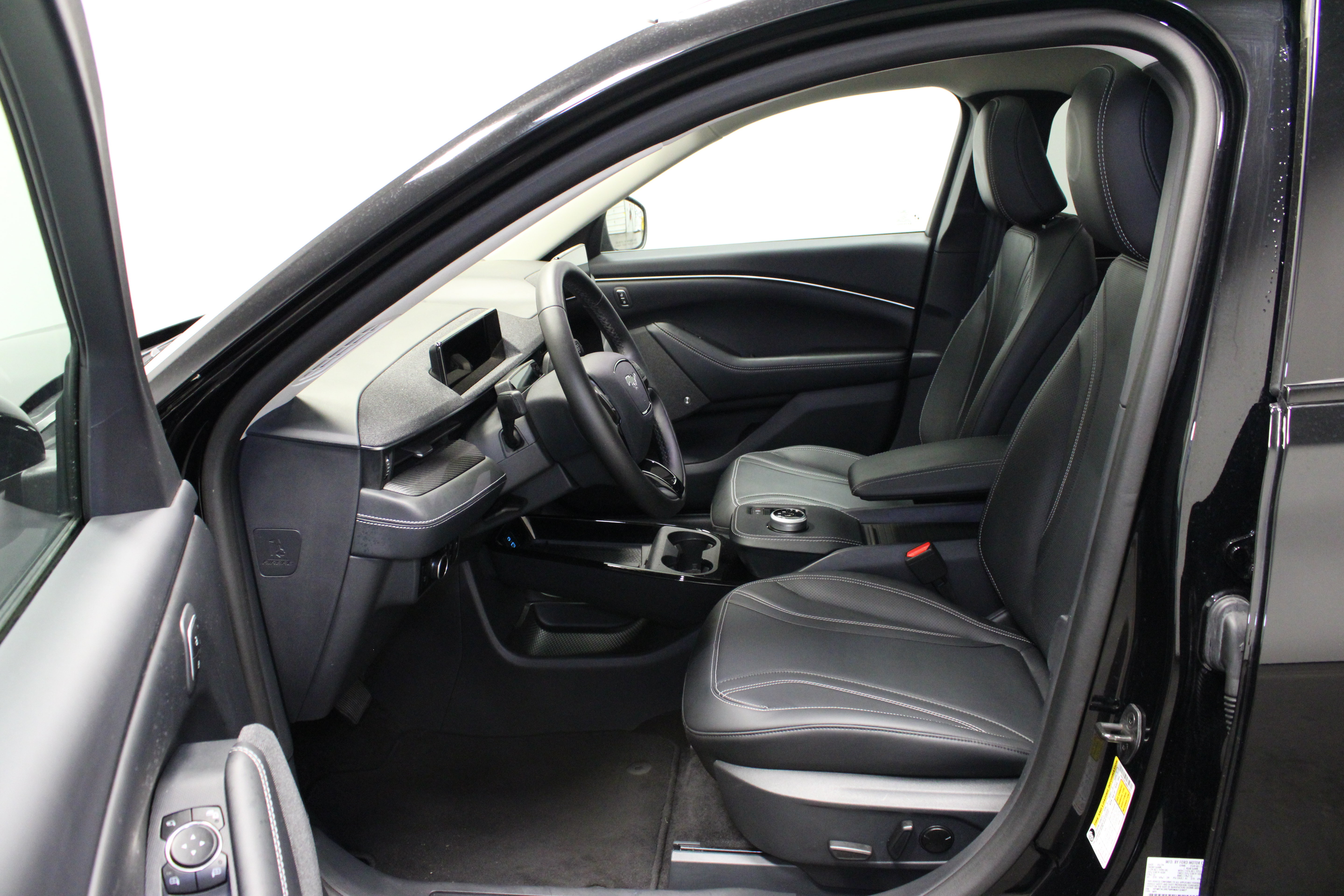 Used 2024 Ford Mustang Mach-E Premium RWD image 13