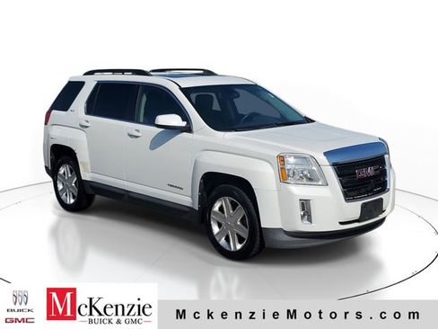 Used 2011 GMC Terrain SLT FWD image 1