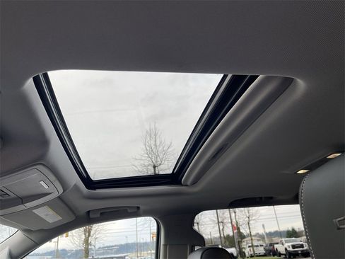 Used 2018 GMC Sierra 1500 Denali w/ Denali Ultimate Package image 18