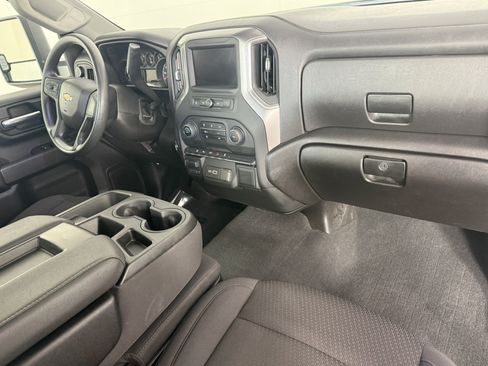 Used 2024 Chevrolet Silverado 2500 W/T w/ WT Fleet Convenience Package AWD/4WD image 11