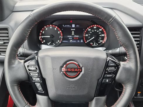 Used 2023 Nissan Frontier PRO-4X w/ Pro Convenience Package image 16