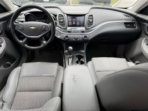 Used 2019 Chevrolet Impala LT image 13